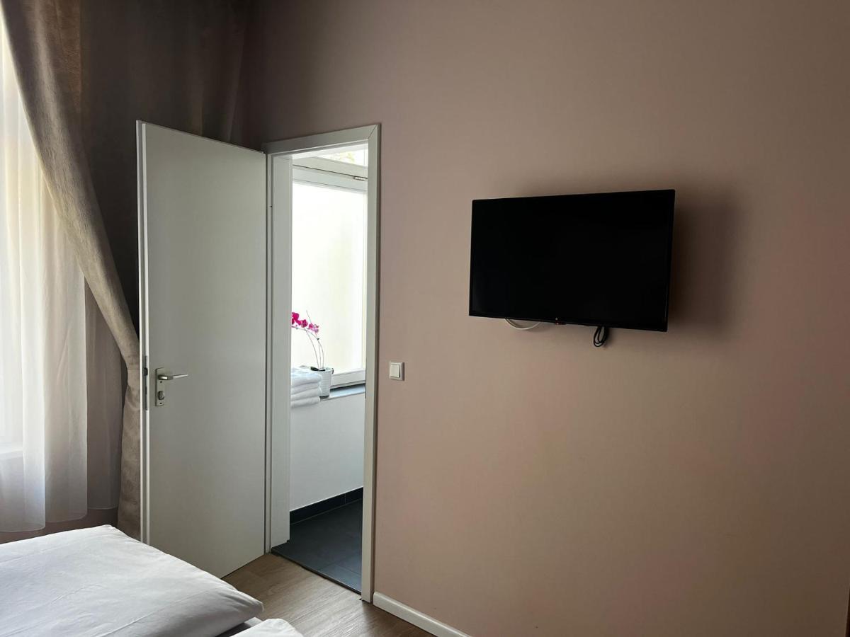 Pension Oase Berlijn Buitenkant foto